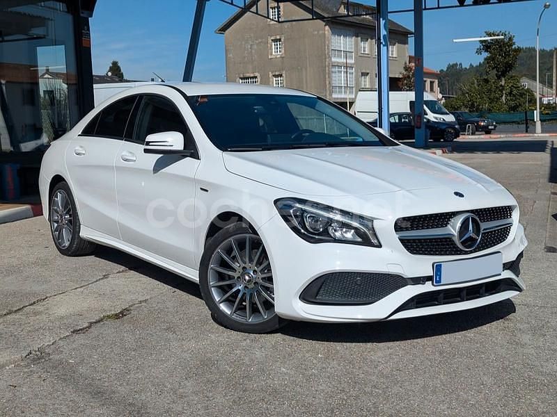 Blanco Usado 2018 Mercedes CLA200 Berlina | 24.750 € (Un poco caro) - Imagen 1/4