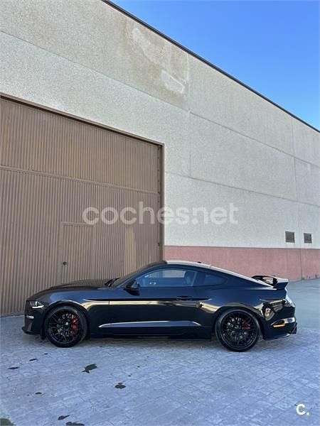 Usado Ford Mustang 290 CV (213 kW) 2019 Negro Coupe