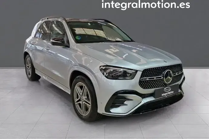 Usado Mercedes GLE300 269 CV (197 kW) 2025 SUV