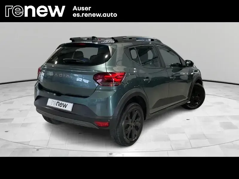 Usado Dacia Sandero Extreme 100 CV (73 kW) 2025 Verde Berlina