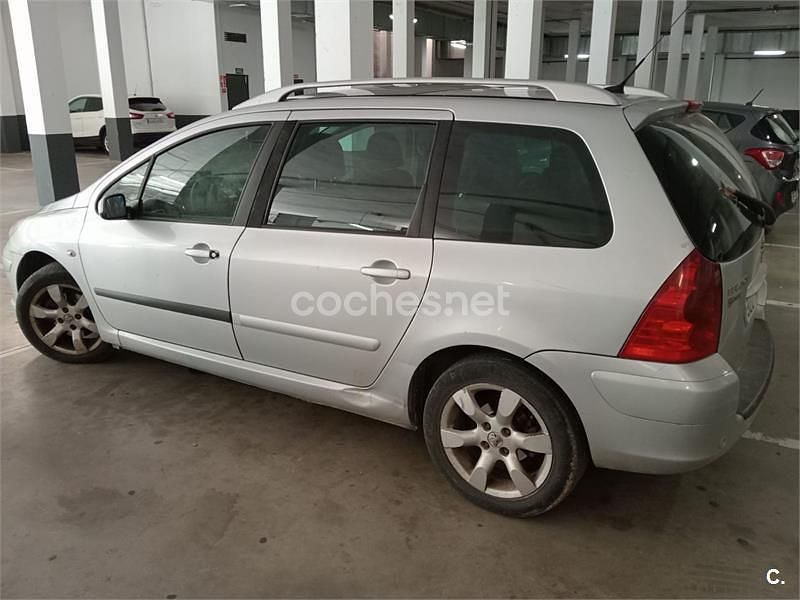 Gris / plata Usado 2008 Peugeot 307 Familiar | 1800 € (Super precio) - Imagen 1/4