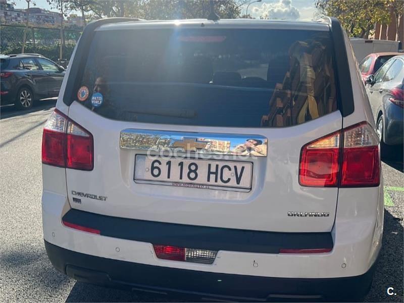 Usado Chevrolet Orlando LTZ 141 CV (103 kW) 2011 Blanco Monovolumen