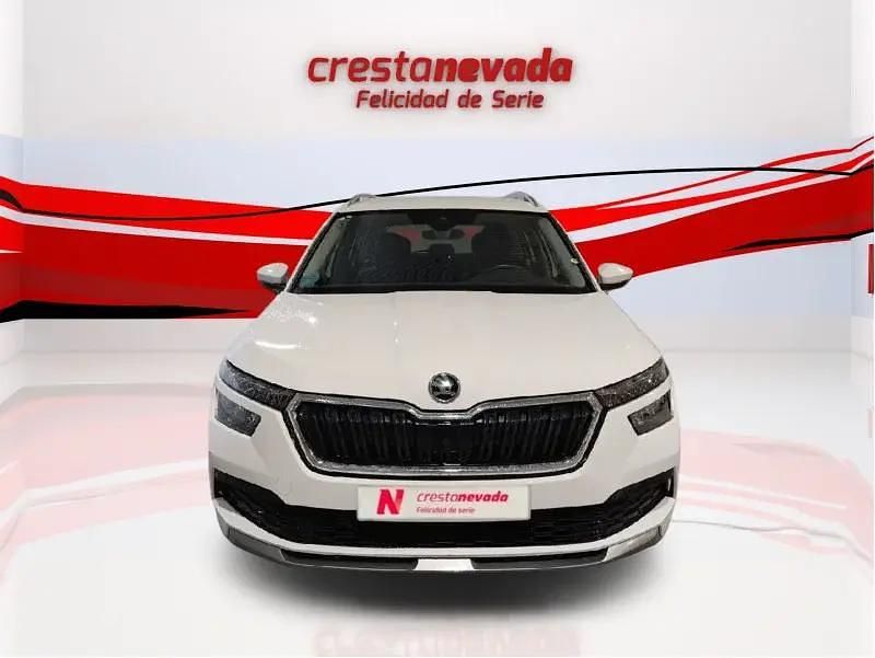 Usado Skoda Kamiq Ambition 110 CV (80 kW) 2022 SUV