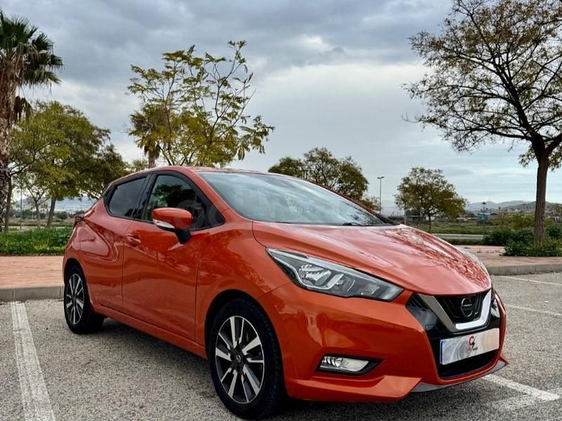 Usado Nissan Micra Acenta 71 CV (52 kW) 2017 Naranja Utilitario