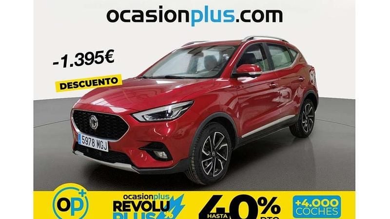 Usado MG ZS Luxury 106 CV (77 kW) 2023 Rojo SUV