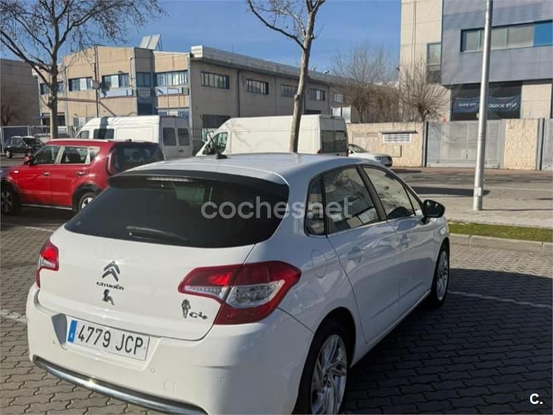 Usado Citroën C4 PureTech 130 CV (95 kW) 2015 Blanco Berlina