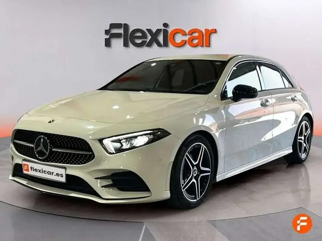 Usado Mercedes A200 163 CV (119 kW) 2019 Blanco Berlina