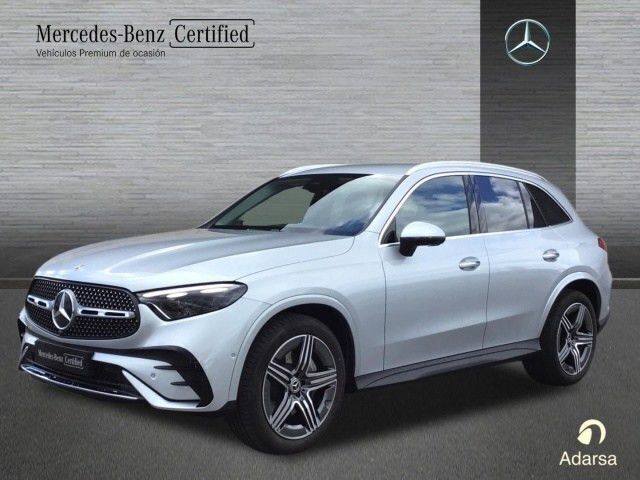 Usado Mercedes GLC200 AMG line 204 CV (150 kW) 2024 Plata hightech SUV