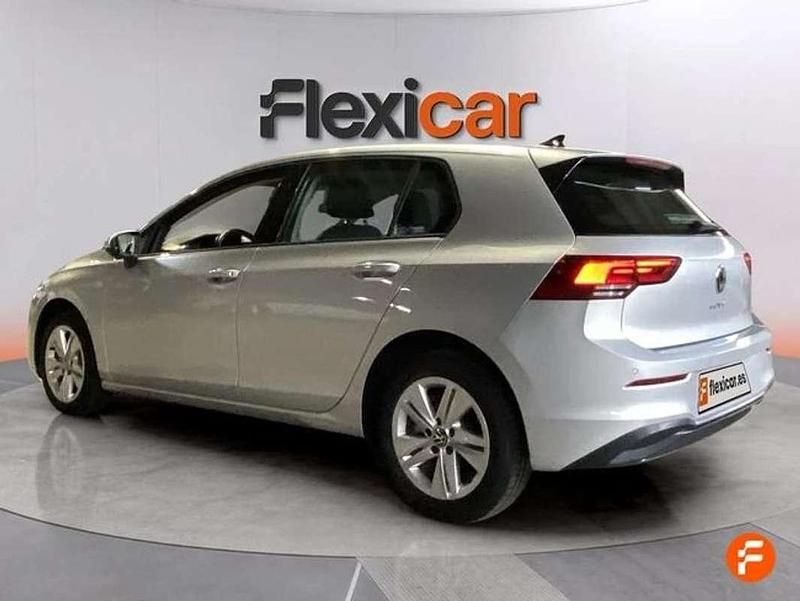 Usado VW Golf VIII 116 CV (85 kW) 2022 Gris Utilitario