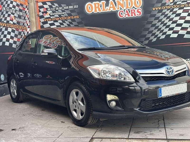 Usado Toyota Auris Hybrid Active 136 CV (100 kW) 2012 Negro Utilitario