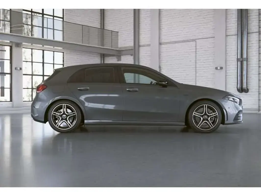 Usado Mercedes A250 218 CV (160 kW) 2020 Gris Berlina