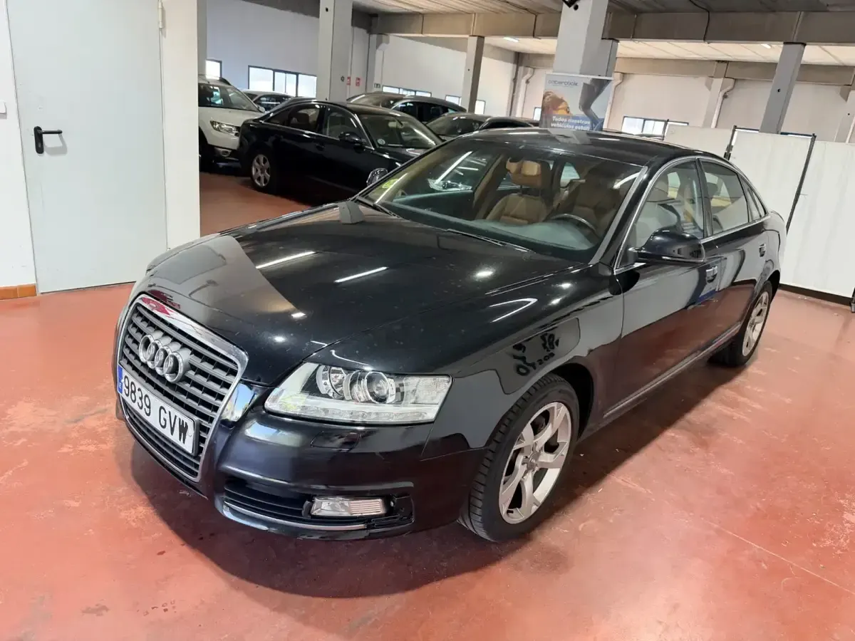 Usado Audi A6 190 CV (139 kW) 2010 Negro Berlina
