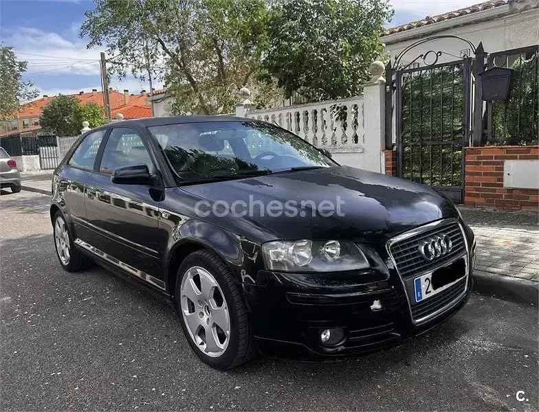 Käytetty Audi A3 Ambition 105 HP (77 kW) 2007 Musta Viistoperä