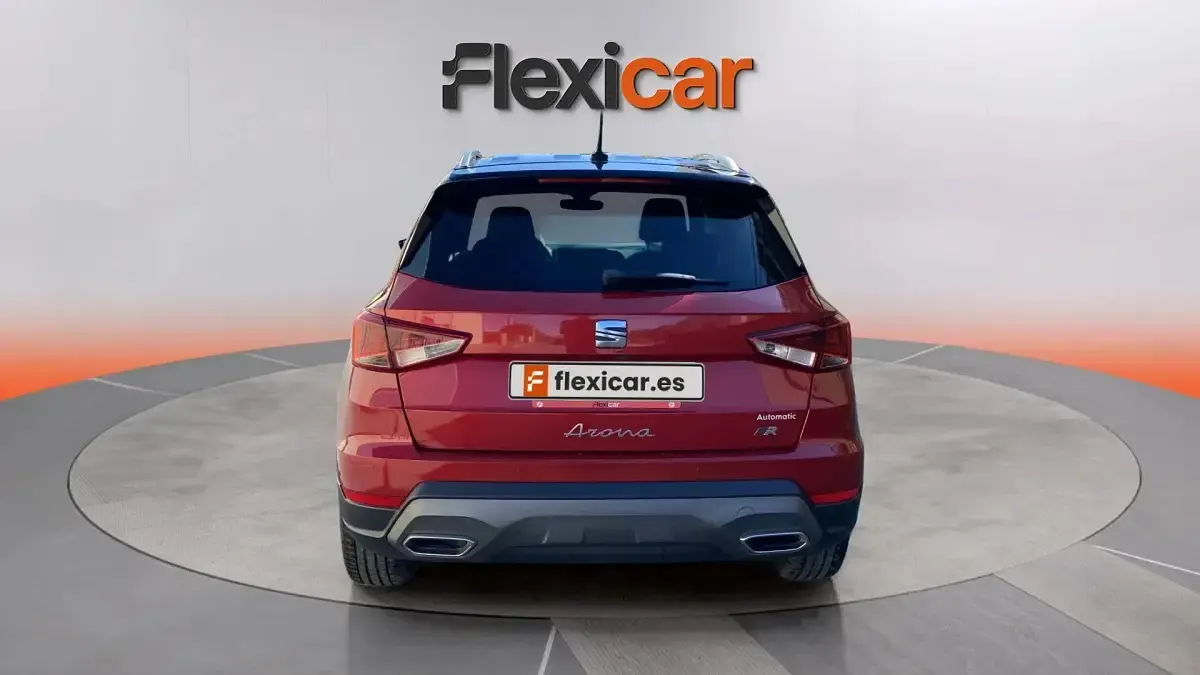 Usado Seat Arona FR 150 CV (110 kW) 2023 Rojo SUV