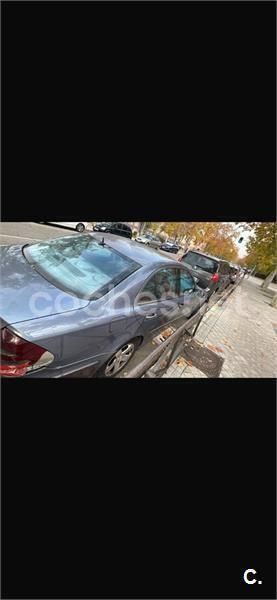Azul Usado 2004 Mercedes E270 Elegance Berlina | 4000 € (Buen precio) - Imagen 1/4
