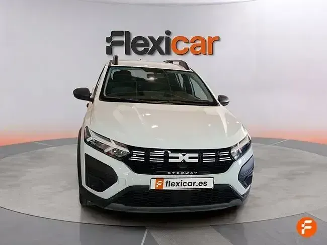 Usado Dacia Sandero Essentiel 101 CV (74 kW) 2024 Blanco Berlina