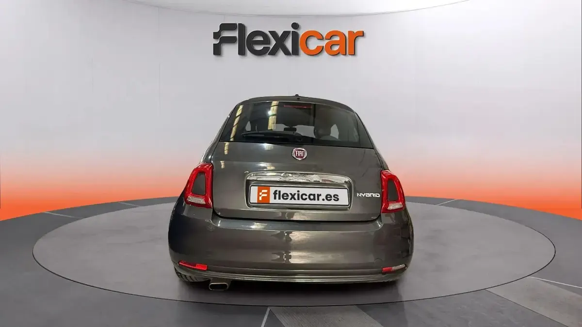 Usado Fiat 500 Lounge 71 CV (52 kW) 2020 Gris Berlina
