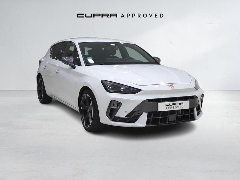 Blanco Usado 2025 Cupra Leon | 26.500 € (Buen precio) - Imagen 1/4