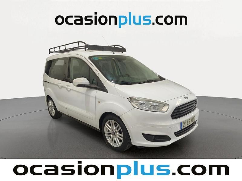 Usado Ford Tourneo Courier Titanium 100 CV (73 kW) 2018 Blanco Monovolumen