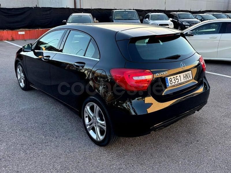 Usado Mercedes A200 Urban 156 CV (114 kW) 2013 Negro Berlina