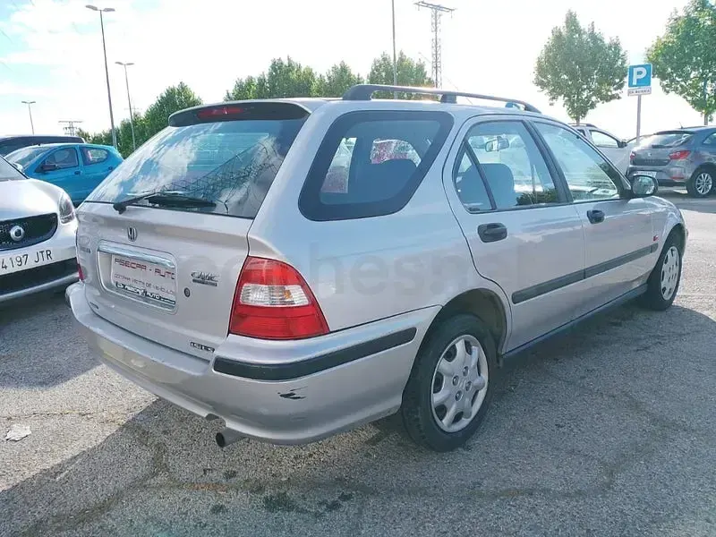 Usado Honda Civic LS 115 CV (84 kW) 1998 Gris / plata Familiar