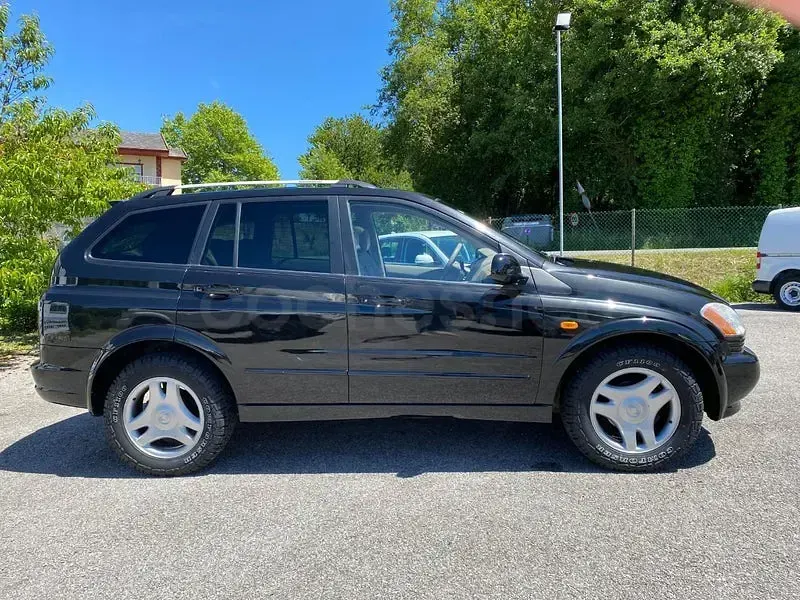 Usado SsangYong Kyron 141 CV (103 kW) 2007 Negro SUV