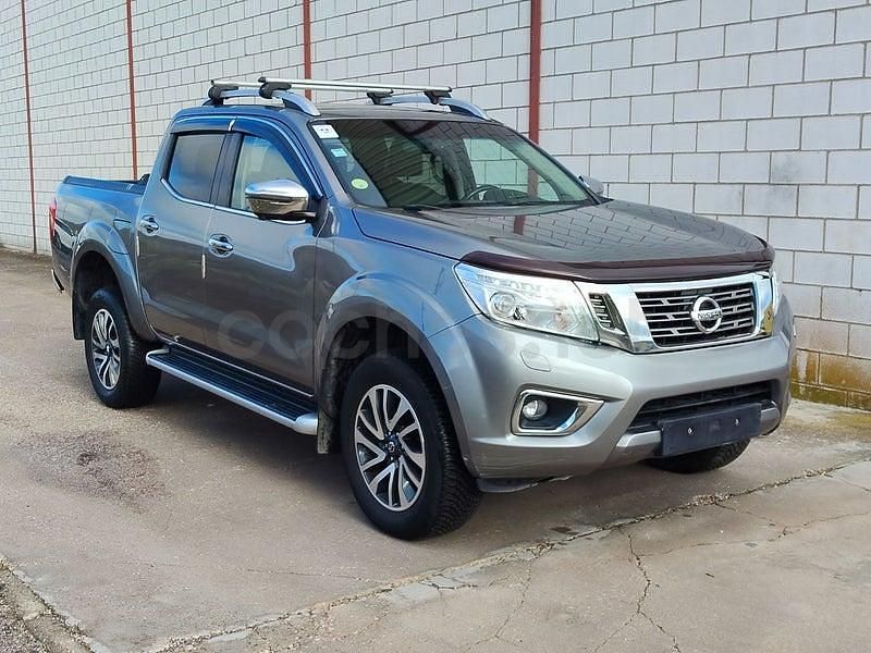 Usado Nissan Navara N-Guard 190 CV (139 kW) 2018 Gris / plata Pickup/Camioneta