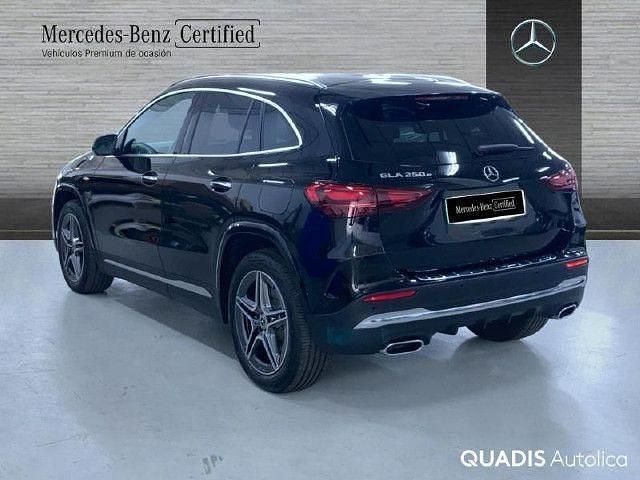 Usado Mercedes GLA250 218 CV (160 kW) 2026 Negro noche SUV
