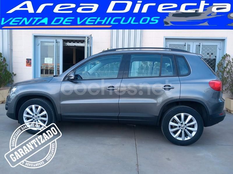 Gris / plata Usado 2011 VW Tiguan SUV | 14.390 € (Un poco caro) - Imagen 1/4
