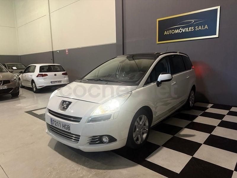 Usado Peugeot 5008 Sport 150 CV (110 kW) 2011 Blanco Monovolumen