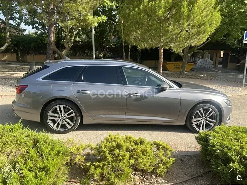Usado Audi A6 Premium 286 CV (210 kW) 2021 Gris / plata Familiar