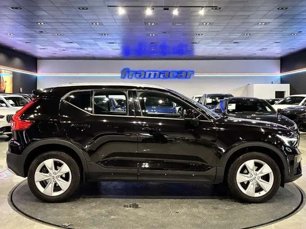 Usado Volvo XC40 Core 129 CV (94 kW) 2024 Negro SUV