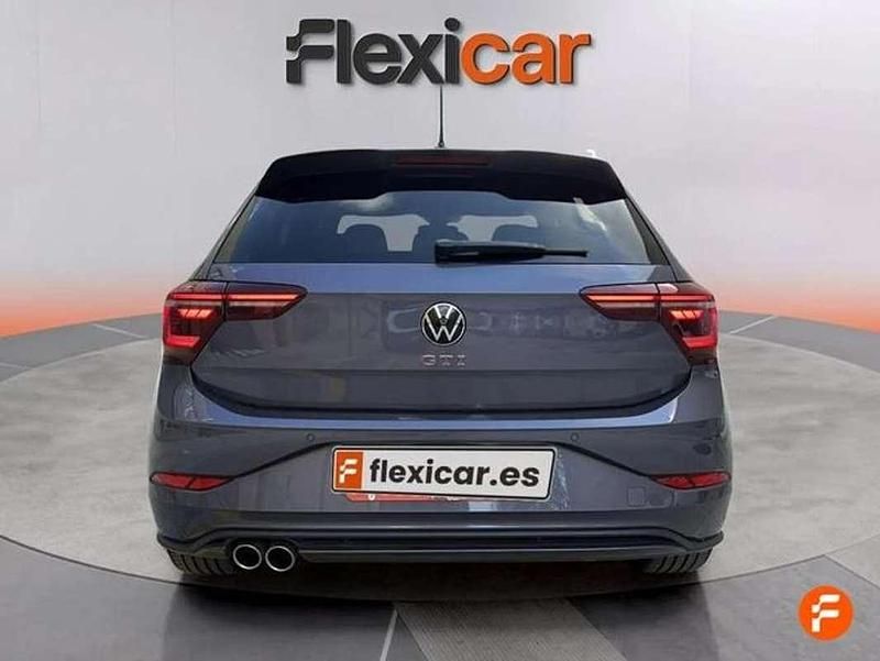 Usado VW Polo GTI 207 CV (152 kW) 2022 Gris Utilitario
