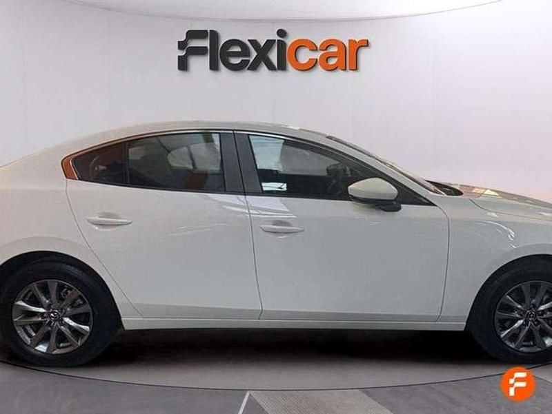Usado Mazda 3 Prime-Line 140 CV (102 kW) 2025 Blanco Berlina