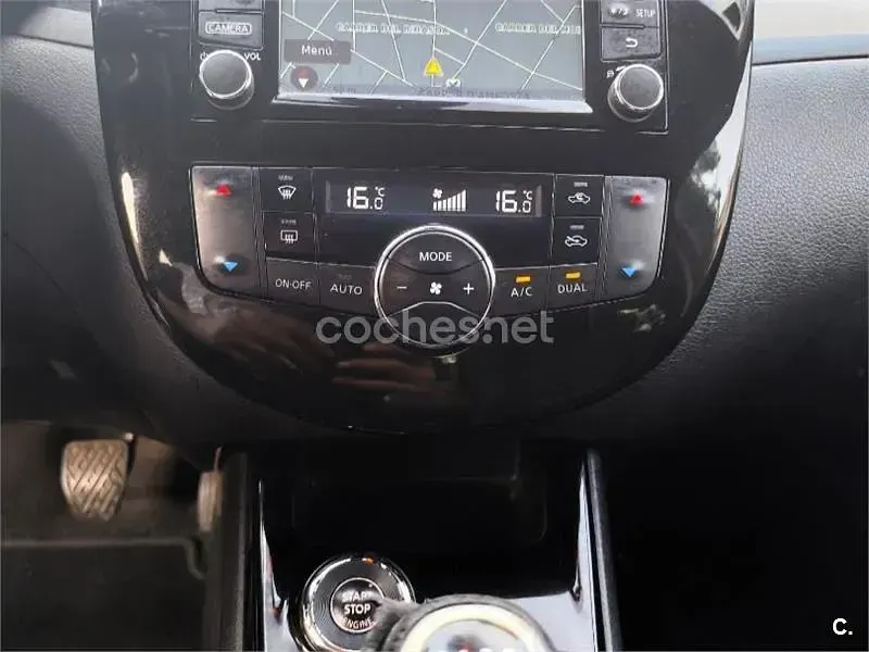 Usado Nissan Pulsar Tekna 110 CV (80 kW) 2017 Rojo Utilitario