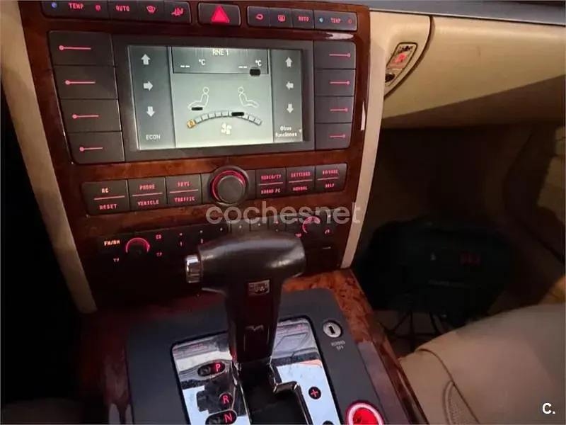 Usado VW Phaeton 225 CV (165 kW) 2005 Negro Berlina