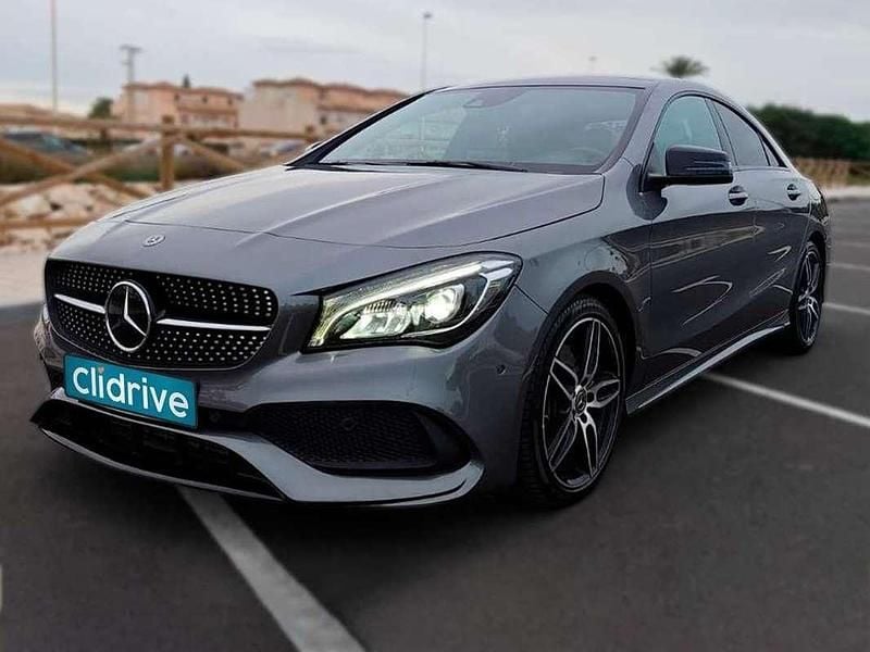 Usado Mercedes CLA220 177 CV (130 kW) 2018 Gris Berlina