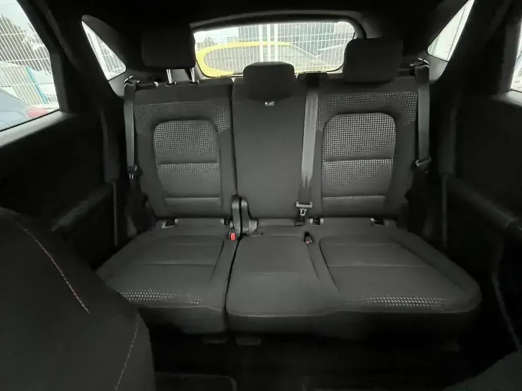 Usado Ford Kuga ST-Line 225 CV (165 kW) 2023 Gris SUV