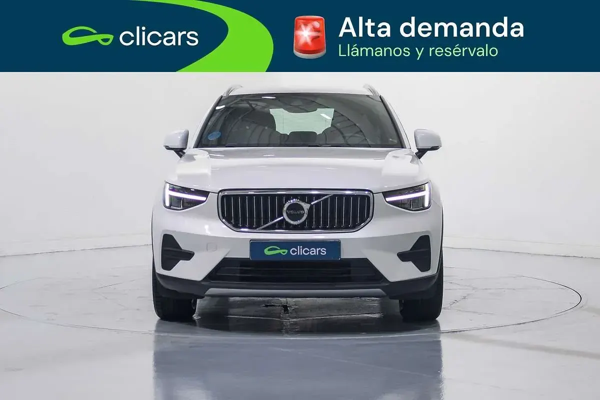 Usado Volvo XC40 Plus 179 CV (131 kW) 2023 Blanco SUV