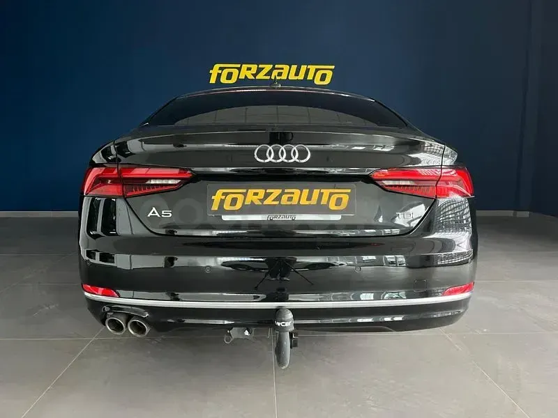 Begagnad Audi A5 Sportback S-Line 190 HK (139 kW) 2017 Svart Halvkombi