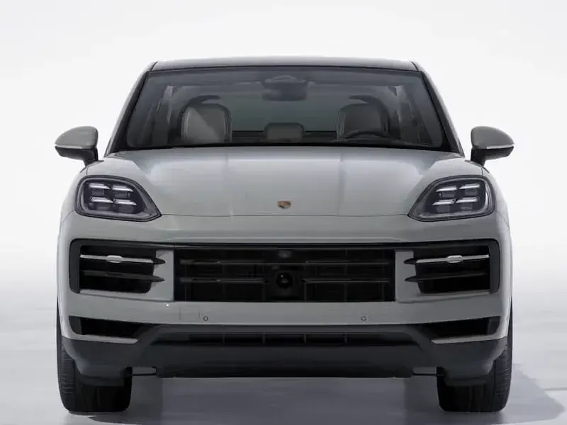 Usado Porsche Cayenne 519 CV (381 kW) 2025 Gris / plata SUV