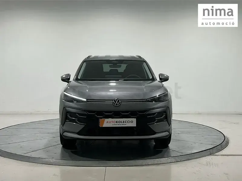 Nuevo VW T-Roc 116 CV (85 kW) 2026 Gris / plata SUV