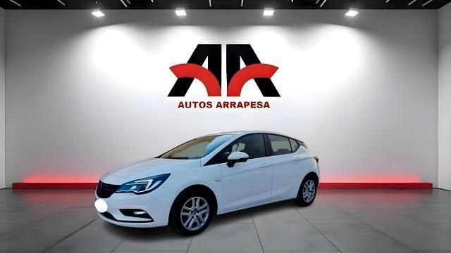 Blanco Usado 2016 Opel Astra Business Utilitario | 8900 € (Precio justo) - Imagen 1/4
