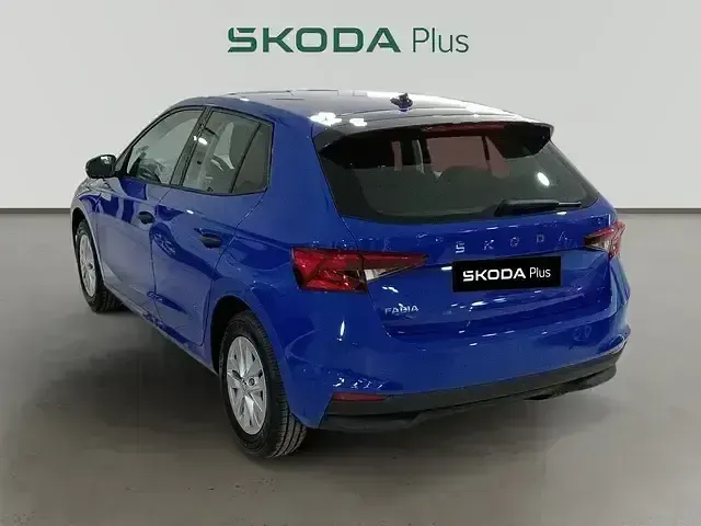 Usado Skoda Fabia Ambition 80 HP (58 kW) 2022 Azul Citadino
