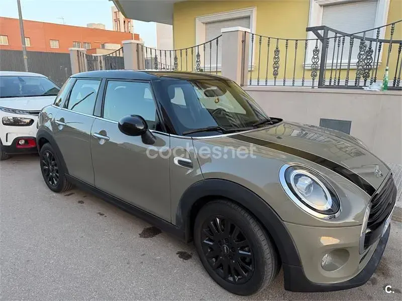 Usado Mini Cooper 136 CV (100 kW) 2018 Verde Utilitario