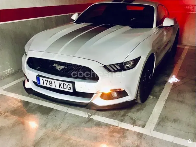 Usado Ford Mustang GT 418 CV (307 kW) 2017 Blanco Coupe