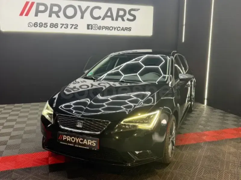 Usado Seat Leon CONNECT 150 CV (110 kW) 2016 Negro Berlina