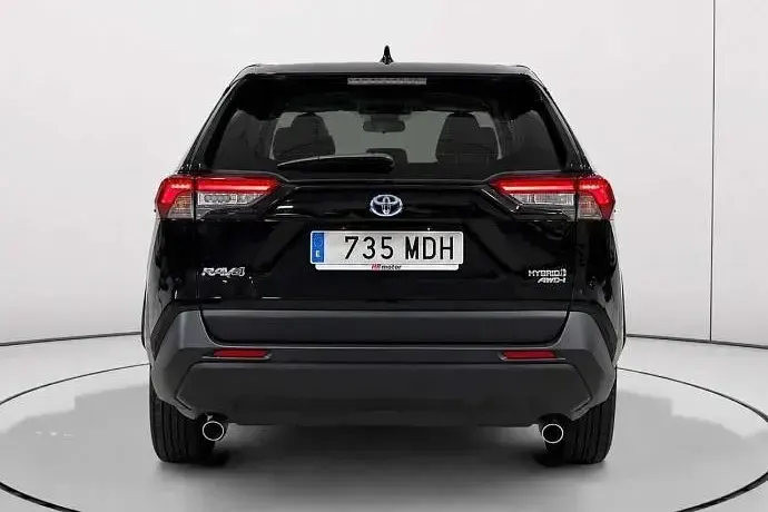 Używany Toyota RAV4 Hybrid Business Edition 222 KM (163 kW) 2023 SUV