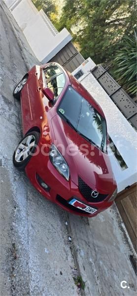 Rojo Usado 2005 Mazda 3 Sportive Berlina | 2800 € (Precio justo) - Imagen 1/4