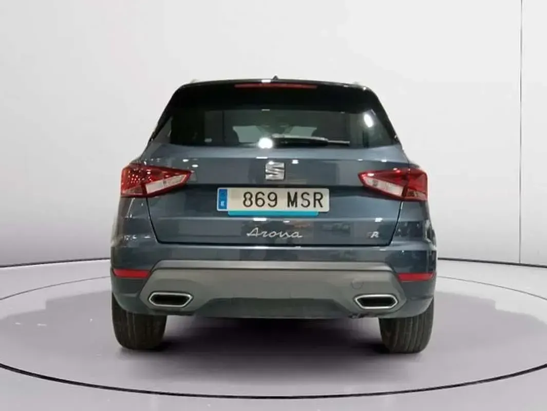 Usado Seat Arona FR 151 CV (111 kW) 2024 Negro SUV